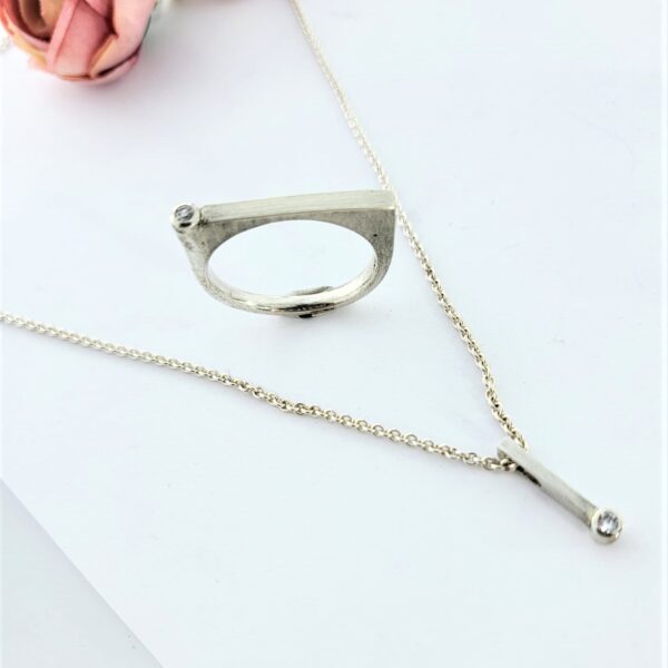 Silberring mit Brillant mit passendem Anhänger, Sticks and Stones