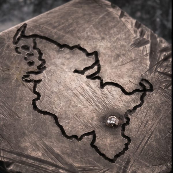 Premium Anhänger für Kette aus 925 Silber „Heimathafen Lübeck“ mit Diamant (1)