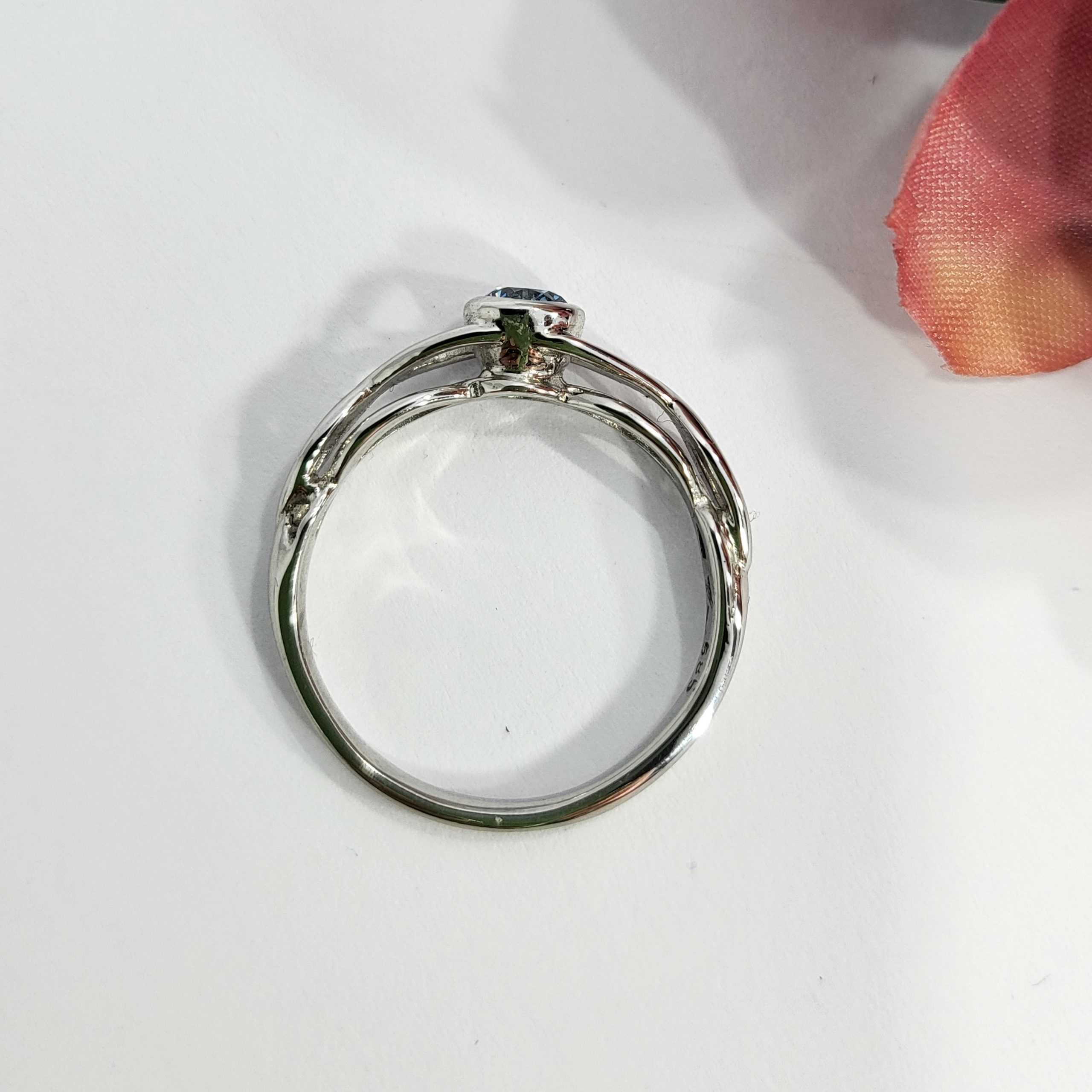 Verlobungsring Weissgold mit Diamant handgemacht (6)
